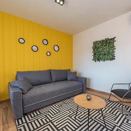 Luxury Apartments - La Vir 3 & 4 Exterior photo