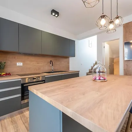 Luxury Apartments - La Vir 3 & 4 Exterior photo